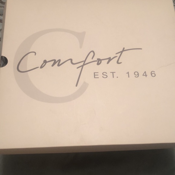 Comfort plaid boots  “SOLD” - Picture 5 of 6